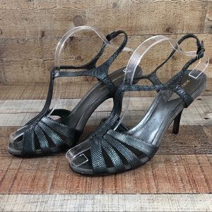 BCBGMaxAzria • Pewter Silver Metallic Gray Heels